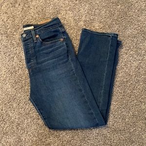 Levis Wedgie Straight Medium Wash 29x27